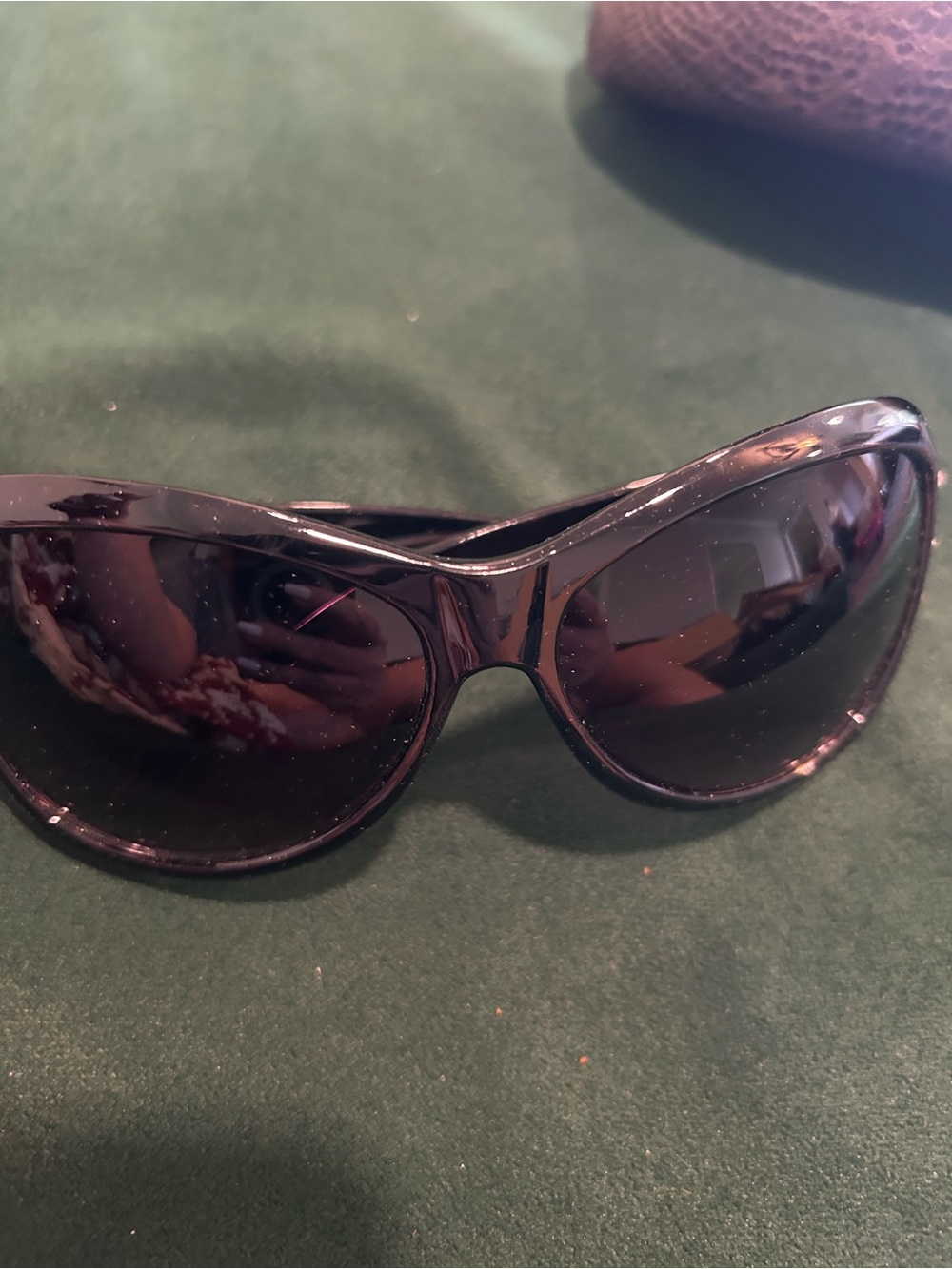 Women’s Classic Oversized Black Sunglasses